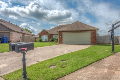 4736 S 194th East Ave, Broken Arrow, OK 74014 - photo 3