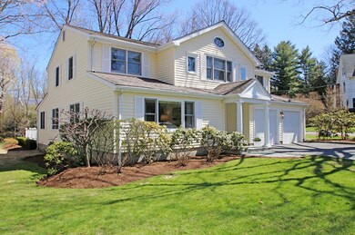 159 Riverside Ave, Riverside, CT 06878 - photo 2