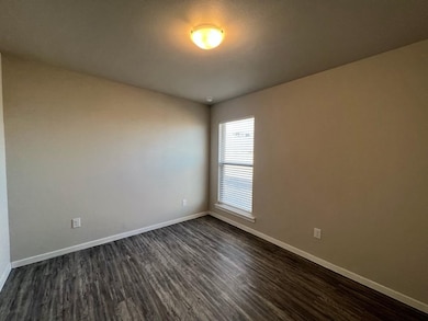 2121 N Avenue J unit A, Lubbock, TX 79403 - photo 7