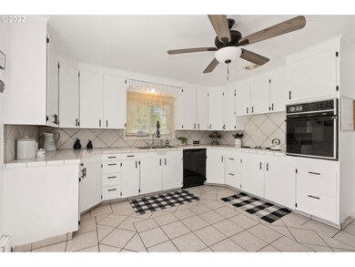 572 Rhoades Rd, Winlock, WA 98596 - photo 5