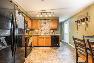 728 Floyd Ave, Versailles, IN 47042 - photo 7