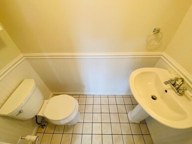 14 Crescent Hill unit 1, Wakefield, MA 01880 - photo 5