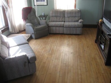 1828 S Fish Hatchery Rd, Fitchburg, WI 53575 - photo 7