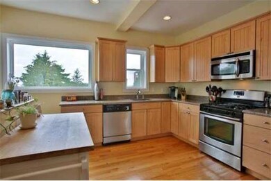 15 Greenville Terrace, Somerville, MA 02143 - photo 2