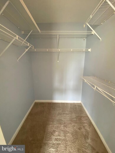 13012 Park Crescent Cir, Herndon, VA 20171 - photo 7