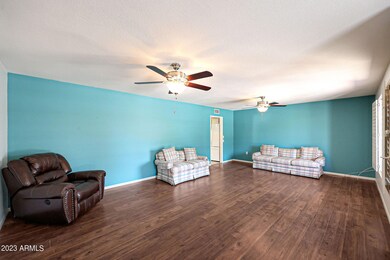 9727 W Calico Dr, Sun City, AZ 85373 - photo 6