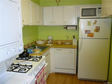 15 Red Fox Ln unit 15, Henrico, VA 23228 - photo 2