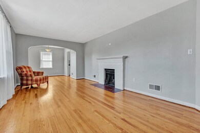 2715 Westhampton - pic 6