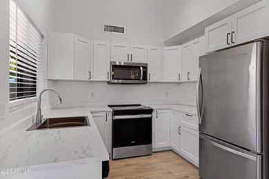 85 S Cypress Ct, Chandler, AZ 85226 - photo 2