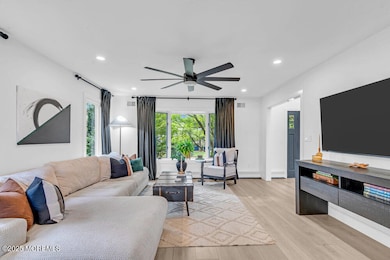 17 Woods End Rd, Colts Neck, NJ 07722 - photo 7