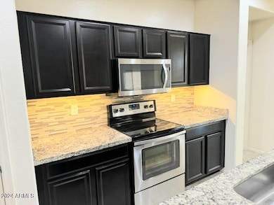 1026 N 169th Ave, Goodyear, AZ 85338 - photo 7