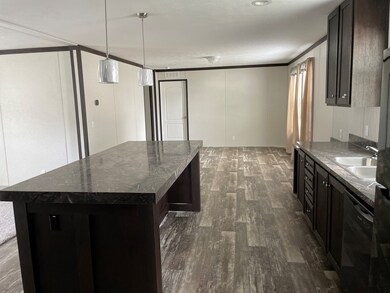 204 Borman Ave unit 204, Flushing, MI 48433 - photo 2