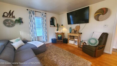 1412 Lenore Ave, Lansing, MI 48910 - photo 4