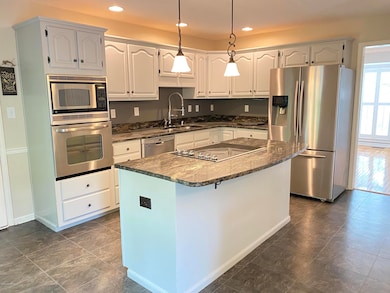 aSd0483lQ2acaquNeCK64g