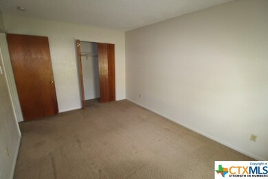 906 Holly St, Copperas Cove, TX 76522 - photo 7