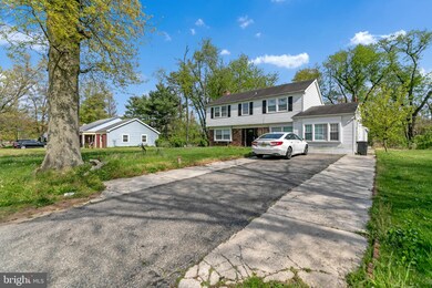 8 Rockland Dr, Willingboro, NJ 08046 - photo 2
