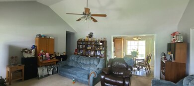 106 Garden Dr, Shelbyville, TN 37160 - photo 2