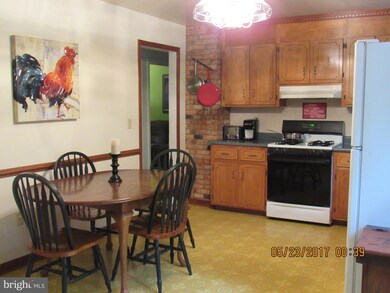 29057 Lacewood Rd, Rhoadesville, VA 22542 - photo 7