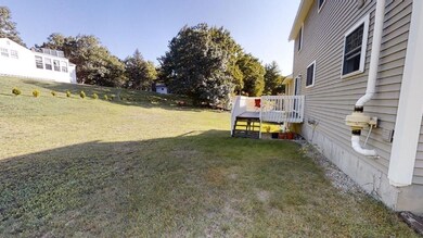 54 Brierwood Dr, Fitchburg, MA 01420 - photo 7