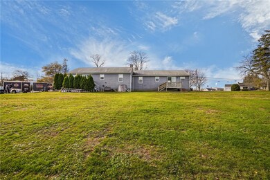 355 Bristol Ferry Rd unit 1, Portsmouth, RI 02871 - photo 4