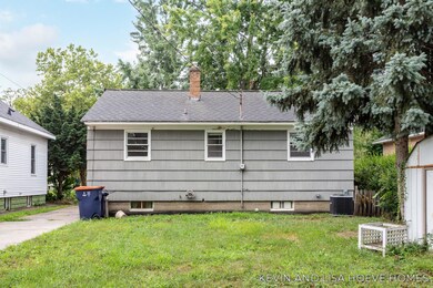 6-web-or-mls-363 W 17th St Holland-6