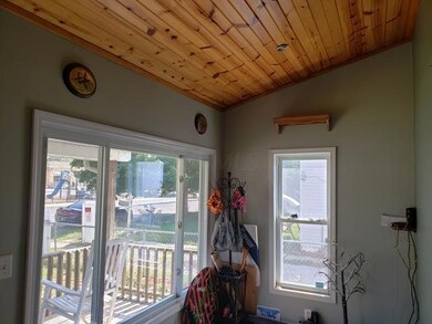 369 Thompson St, Marion, OH 43302 - photo 2