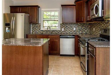 7204 Forest Ct, Windsor Heights, IA 50324 - photo 3