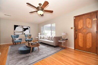 6914 Peyton St, Houston, TX 77028 - photo 2