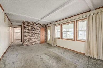 4214 Tacoma Ave, Lorain, OH 44055 - photo 4