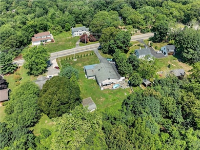 239 Bulgarmarsh Rd, Tiverton, RI 02878 - photo 4