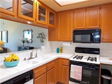 Lots of storage in the kitchen!