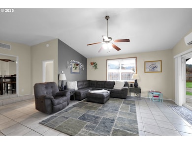 482 Laksonen Loop, Springfield, OR 97478 - photo 7