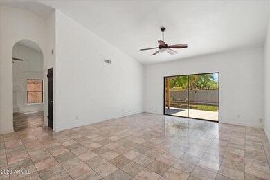 8134 S Jentilly Ln, Tempe, AZ 85284 - photo 5