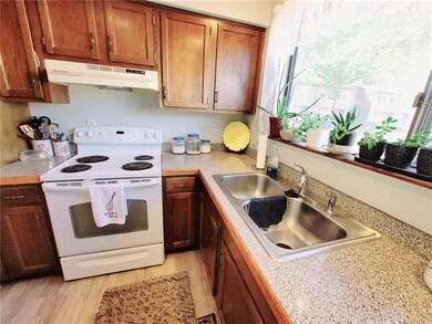 6632 Halsey St, Shawnee, KS 66216 - photo 6