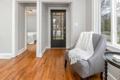 1209 Ridgeway St NE0017