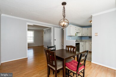 833 Oak Leaf Ct, Warrenton, VA 20186 - photo 6