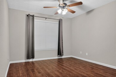 10555 Turtlewood Ct unit 2305, Houston, TX 77072 - photo 6