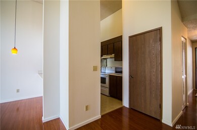 2939 76th Ave SE unit 42B, Mercer Island, WA 98040 - photo 3