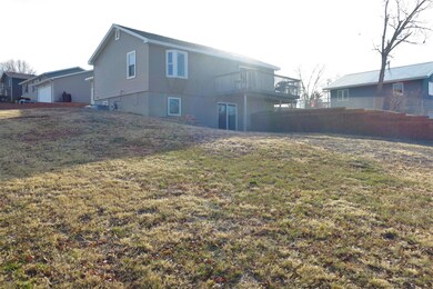 111 E. Wandel Ave