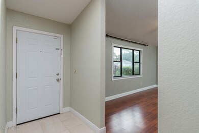 7275-Export-Ave-Entrance