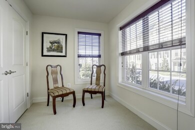 637 Raven Ave, Gaithersburg, MD 20877 - photo 4