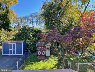 2873 Tremont St, Philadelphia, PA 19136 - photo 2