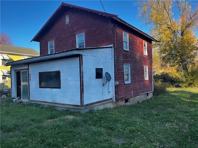 600 Manor St, Marion Center, PA 15759 - photo 3