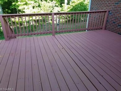 1006 E Chamberlin Dr, Asheboro, NC 27205 - photo 5