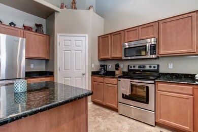2661 S Chaparral Rd-26