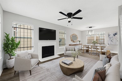 7050 Inwood Park Dr unit 113, Houston, TX 77088 - photo 5