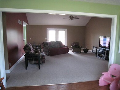 1695 Oregon Rd, Versailles, KY 40383 - photo 7