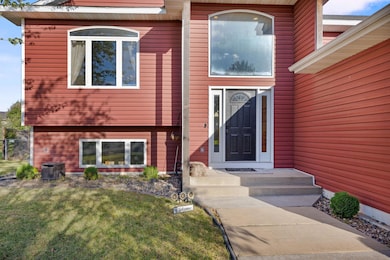 9720 42nd St NE, Saint Michael, MN 55376 - photo 2