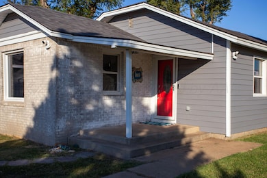 1105 Main St, Panhandle, TX 79068 - photo 2
