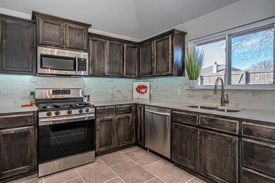 805 Caracara Dr, Norman, OK 73072 - photo 4